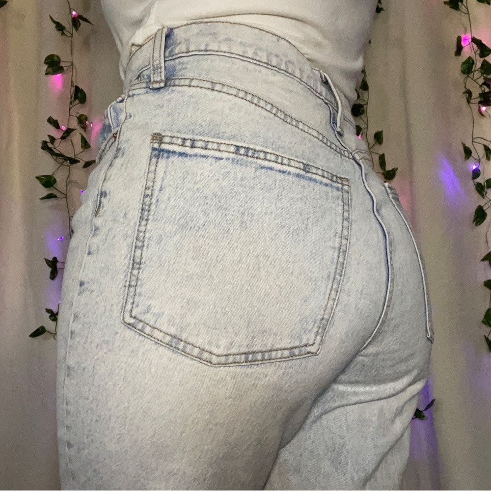 acid wash high waisted vintage styled ankle jeans size 8/29